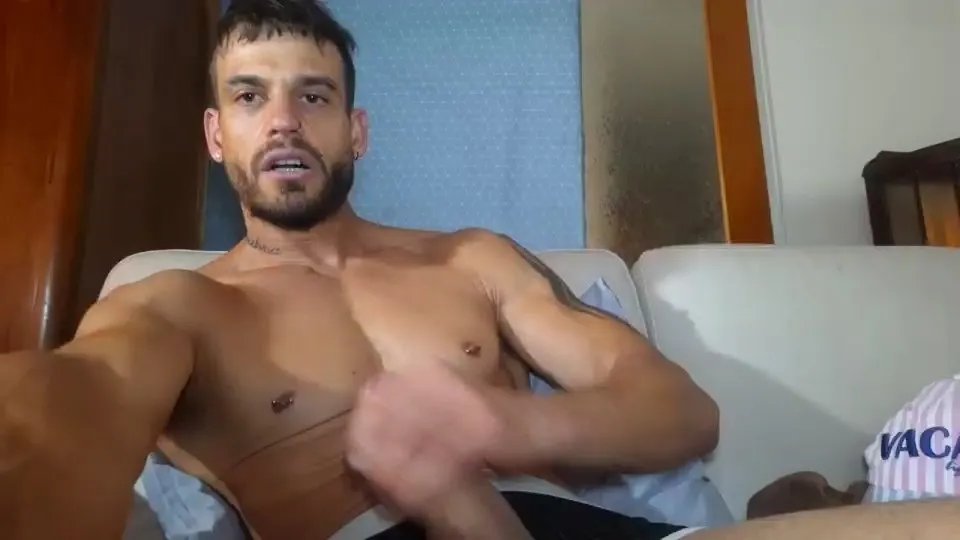 maxpac_rocco from Cam4