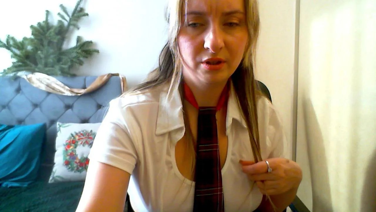 RuslanaFlower from Cam4