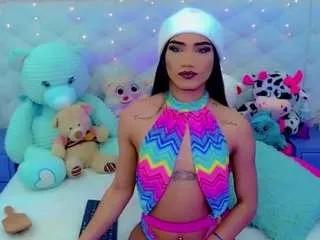 alanna-dollsx from CamSoda