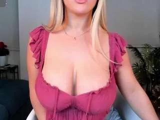 annwill from CamSoda