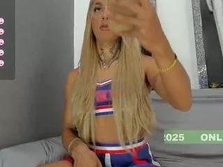 ariannathonson from CamSoda