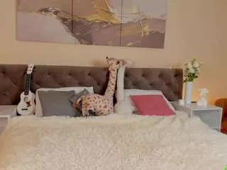 ariella-sol from CamSoda