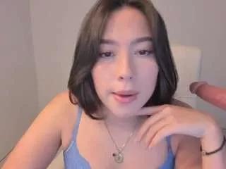bubble-gum from CamSoda