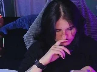 darksh1ne from CamSoda