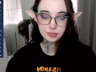 dixipixi from CamSoda