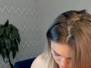emma-reeed from CamSoda