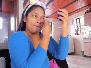 iriss-25 from CamSoda