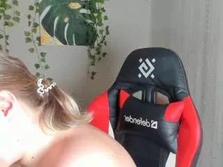 naughtycharming from CamSoda