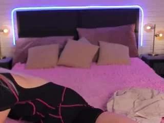 selena-lily from CamSoda
