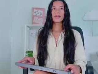 tianacooper from CamSoda