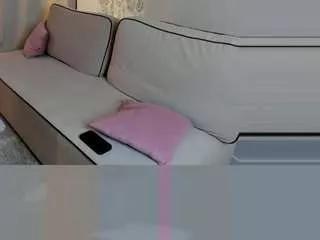 udelehanks from CamSoda