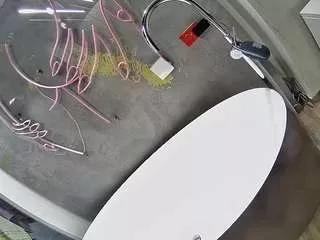 voyeurcam-casa-salsa-bathtub-pov from CamSoda