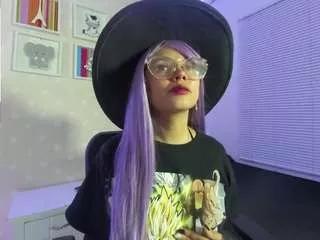 yukky-kuran from CamSoda