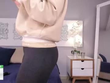 Naked Room adelaa_11 