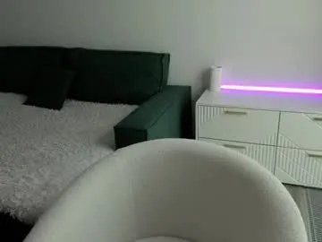 alexarti from Chaturbate