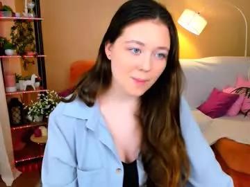 alluringeyess from Chaturbate