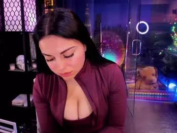 alma_pearl from Chaturbate