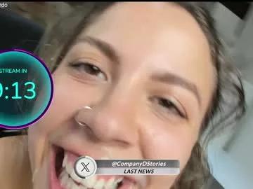 Naked Room alondra_on_fire 