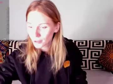 Amalia_mio from Chaturbate