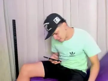 amazingpartys_07 from Chaturbate