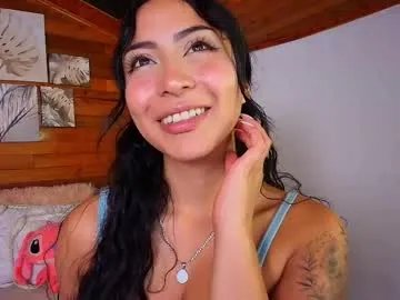 amber_curly from Chaturbate