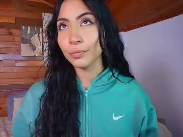 amber_curly from Chaturbate