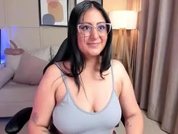 amber_gold113 from Chaturbate