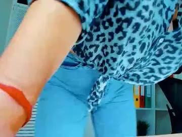 ana_mills from Chaturbate