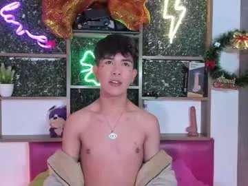 angeldustt_19 from Chaturbate