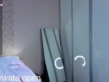 anika_heir from Chaturbate