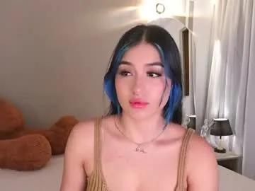 Annyhizzle from Chaturbate