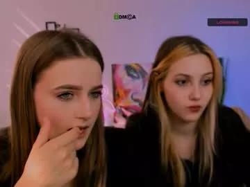 aria_moo from Chaturbate