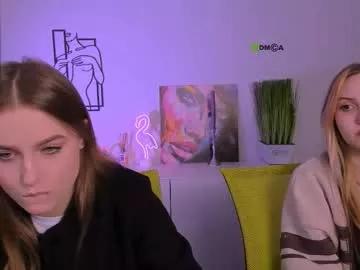 aria_moo from Chaturbate