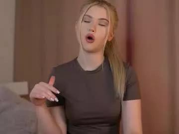 ashleyniko from Chaturbate