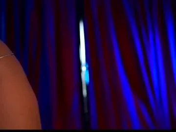 astridvex from Chaturbate