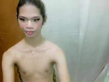 Avacadaxcx from Chaturbate