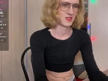 avery_adam from Chaturbate