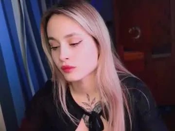 aviva_faith from Chaturbate