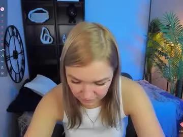 Bella_cosmos from Chaturbate