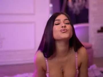 Bellanoirre from Chaturbate