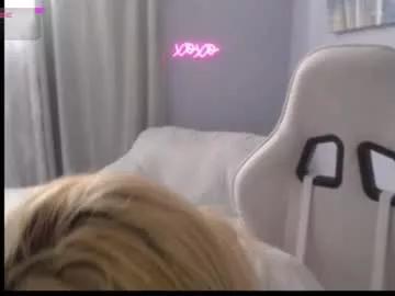 bellastar84 from Chaturbate