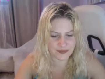 bellastar84 from Chaturbate