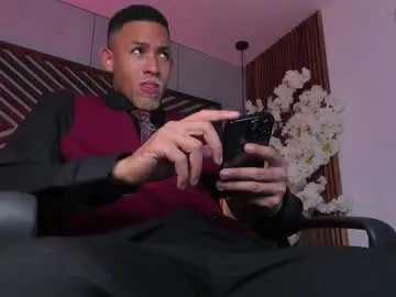 bento_fox from Chaturbate