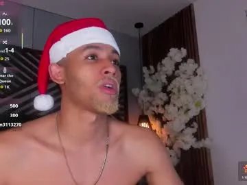 bento_fox from Chaturbate