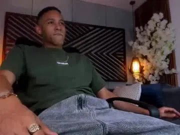 bento_fox from Chaturbate