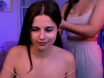 berry_alma from Chaturbate