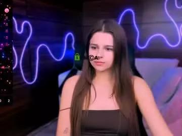 berry_alma from Chaturbate