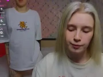  berry_assortment chat room