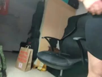 bigload33577 from Chaturbate