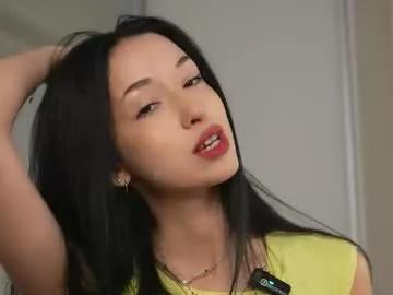 blade_emi_ from Chaturbate